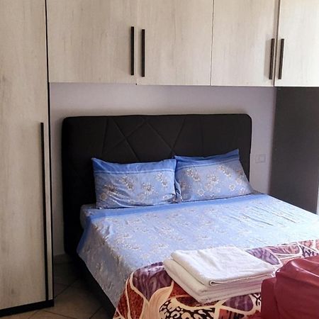 Casa Manzoni Apartment Novara Luaran gambar